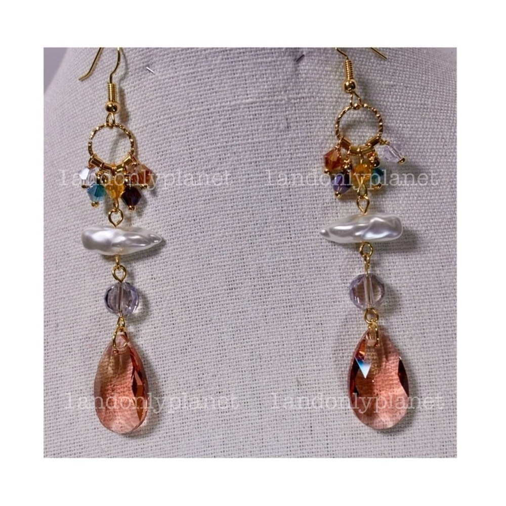 NEW Elegant Gold Statement Drop Freshwater Pearl & Multicolor Earrings